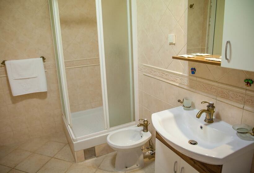 آپارتمان مدیریتی 3 خوابه, Villa Edelweiss