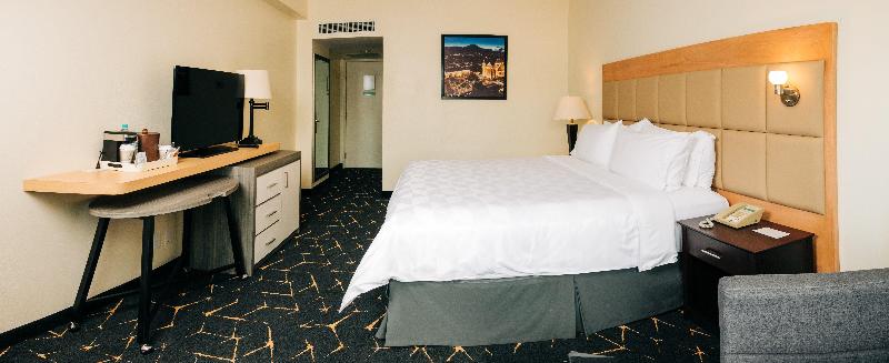 带大床的标准间, Holiday Inn San Salvador, An Ihg