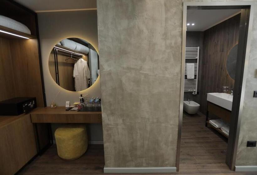 디럭스 트리플 룸, Ap Hotel Boutique