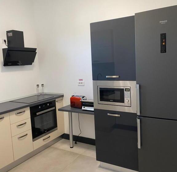 Апартаменты 2 Спальни, Enjoy Life Apartments