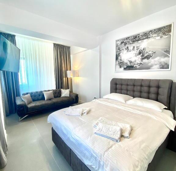Трежместный Номер Economy, Enjoy Life Apartments