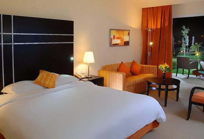 اتاق خانوادگی تودرتو, Doubletree By Hilton Sharm El Sheikh  Sharks Bay Resort