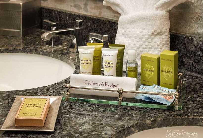 اتاق استاندارد با تخت بزرگ, Doubletree By Hilton Sharm El Sheikh  Sharks Bay Resort