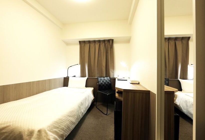 اتاق استاندارد یک نفره, Sendai Business Hotel Ekimae