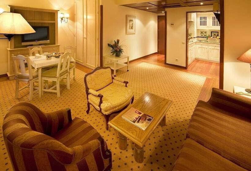 דירת חדר, Real Residência   Touristic Apartments