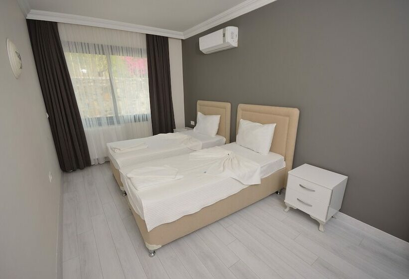 コンフォーとスイートルーム, Saatli Apart Otel