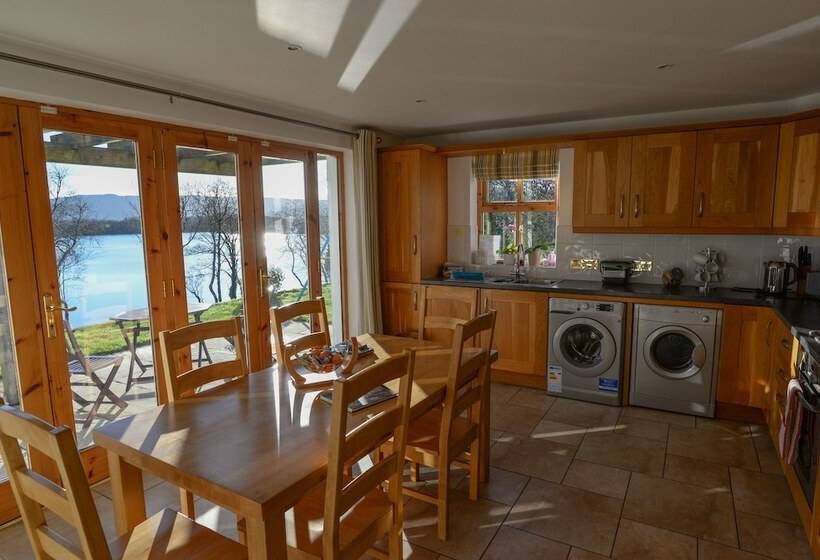 Дом 1 Спальня, Shamrock Cottage