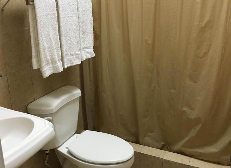 اتاق استاندارد با 2 تخت دوبل, Borinquen Beach Inn