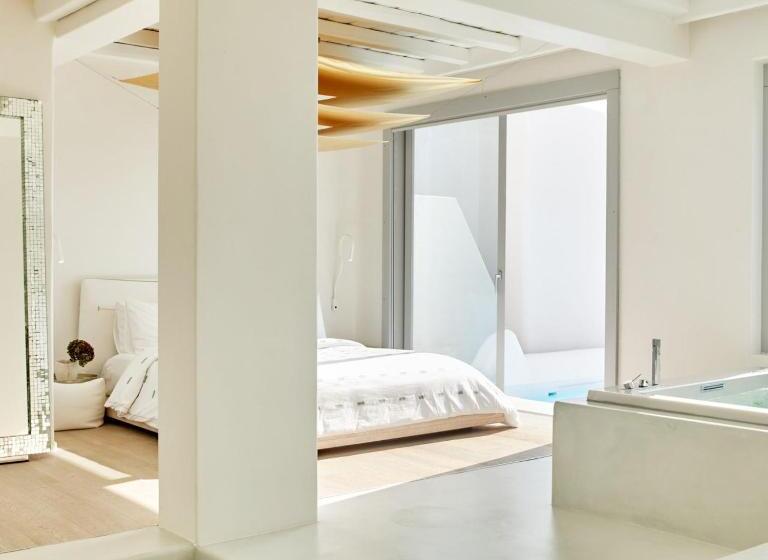 Вилла с 1 спальней и бассейном, Cavo Tagoo Mykonos