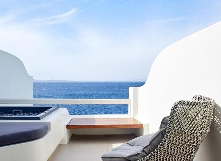 جناح جونيور مزوَّد بحمام سباحة, Cavo Tagoo Mykonos