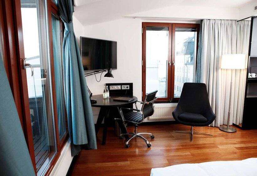 디럭스 룸, Hilton Stockholm Slussen