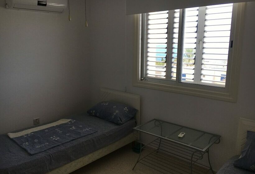 خانه ردیفی 2 خوابه, Townhouse Coral Bay Village