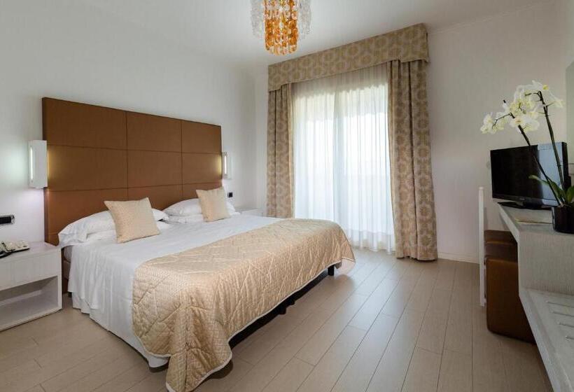 Family Suite, Continental Wellness & Spa