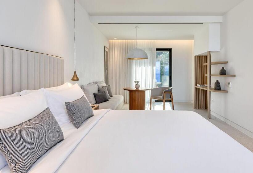 سوییت با چشم‌انداز دریا, Domes Miramare, A Luxury Collection Resort, Corfu   Adults Only