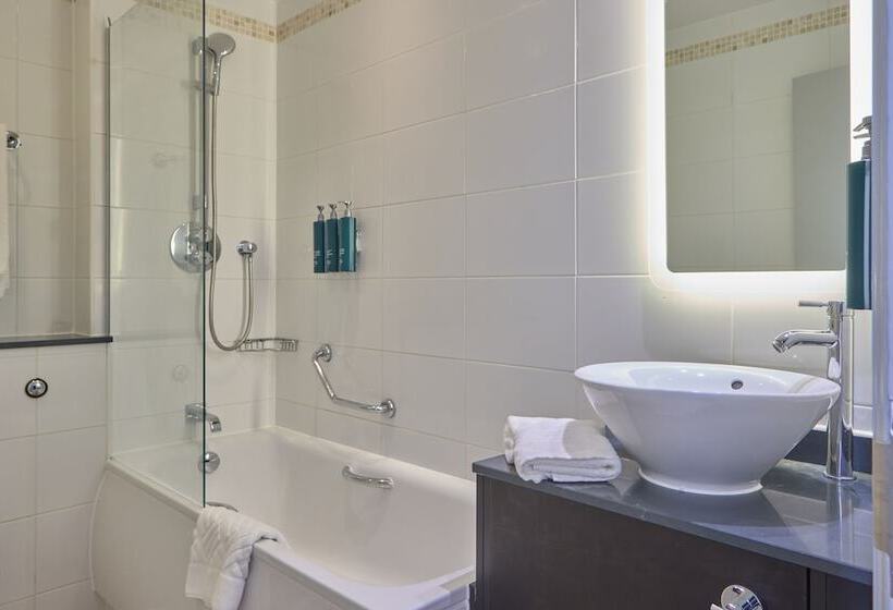 Номер Стандарт, Doubletree By Hilton Brighton Metropole