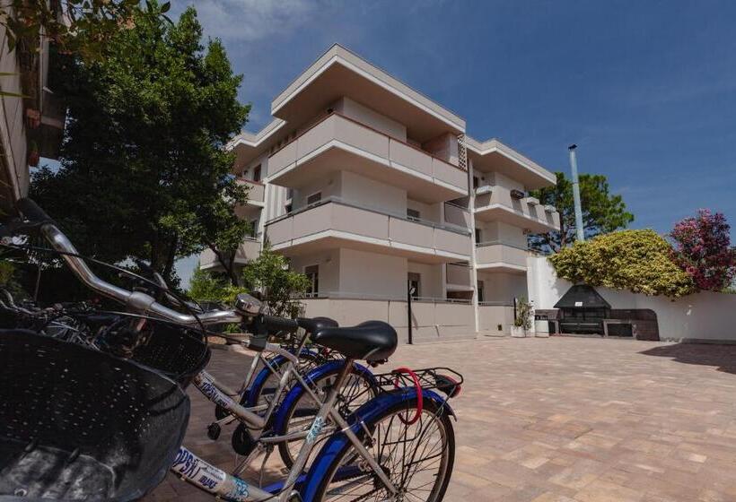Апартаменты 1 Спальня, Holiday Club Residence