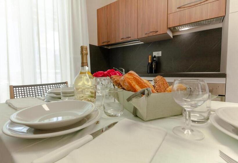 Апартаменты 1 Спальня, Holiday Club Residence