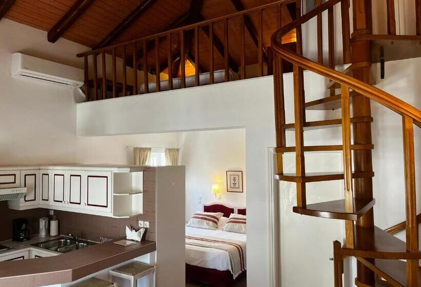 Семейное Студио, Nissia Traditional Residences Spetses