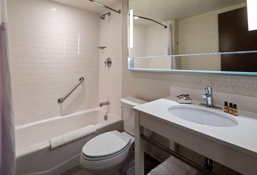 חדר סטנדרט שתי מיטות זוגיות, Waterloo Suites