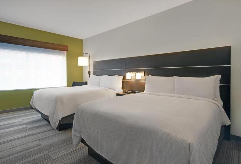 适合残疾人使用的标准间, Holiday Inn Express   Milwaukee Downtown, An Ihg