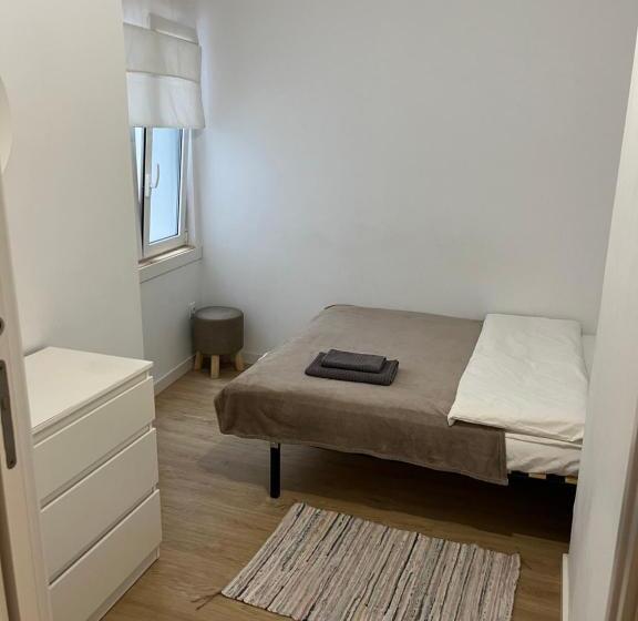 스탠다드 싱글 룸 공동욕실, Hola Hostel Alicante