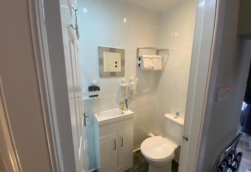 Номер Стандарт, Peacock Guest House