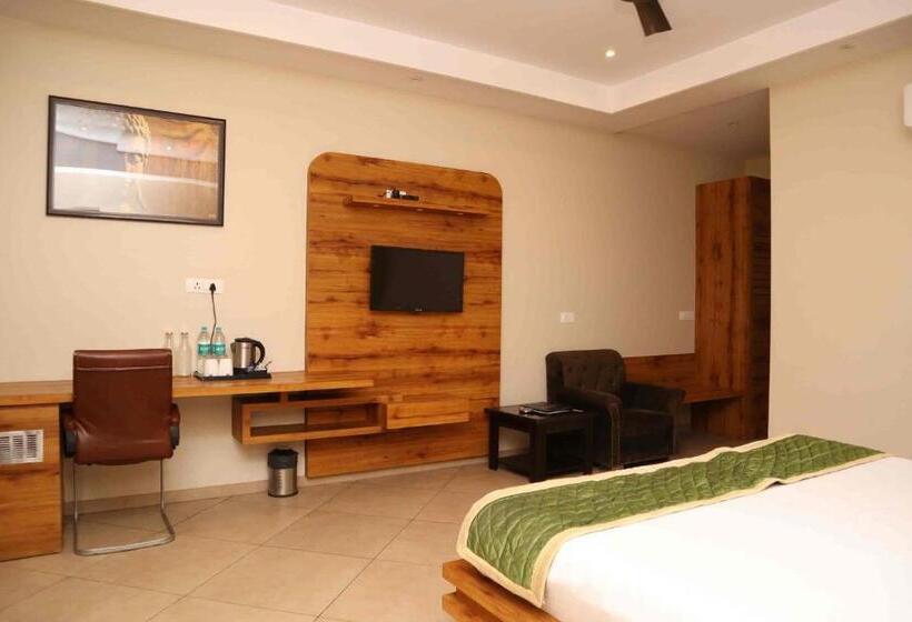 高级大房间, Desi Thath Resort