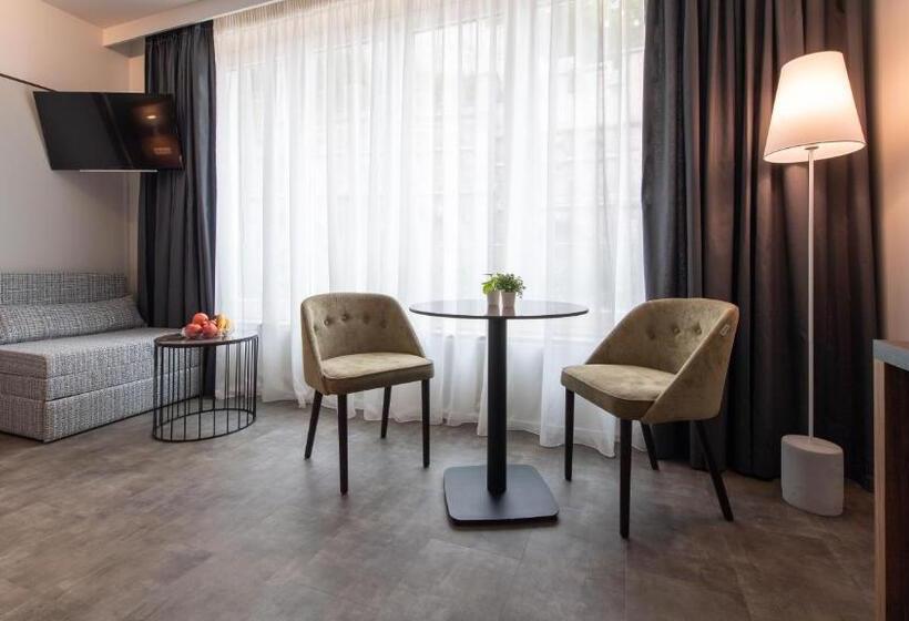 Номер Deluxe, Metropol Apartments & Suites