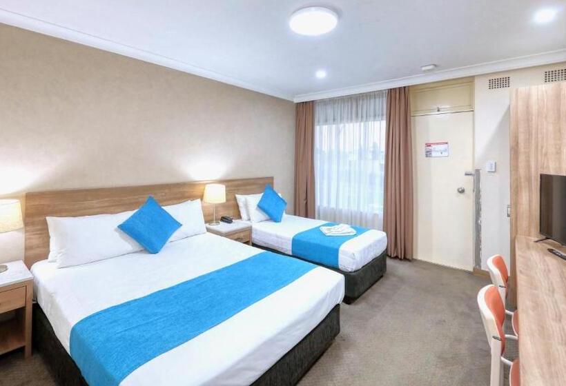 Номер Deluxe, Goulburn Central Motel