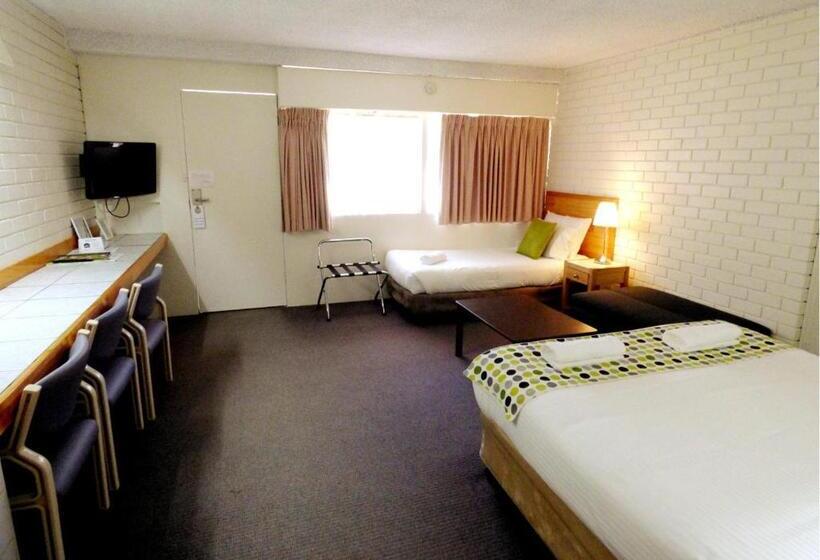 经典四人房间, Wanderlight Motor Inn