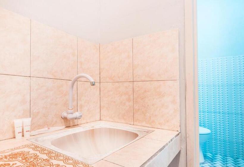 Номер Стандарт, Oyo 1756 Amira Residence