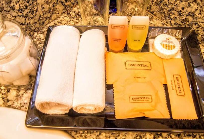 Номер Премиум, Grand Continental Kuching