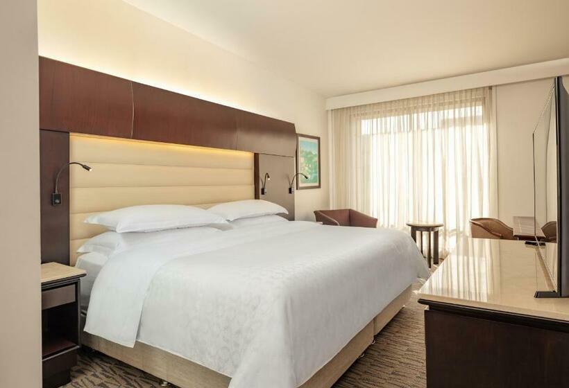 Номер Классика Кровать Кинг, Sheraton Bogota