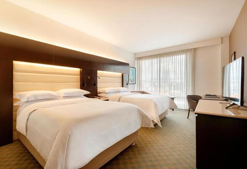 Номер Клуб, Sheraton Bogota