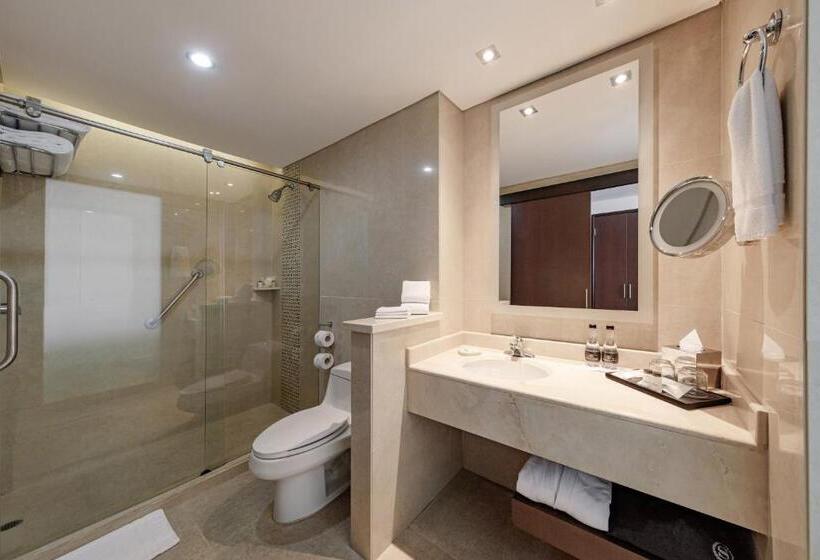Номер Клуб Кровать Кинг, Sheraton Bogota