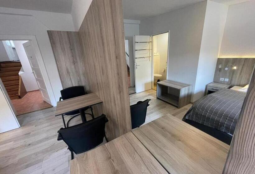 Standard room with outdoor bath, Pension Der Kretaner