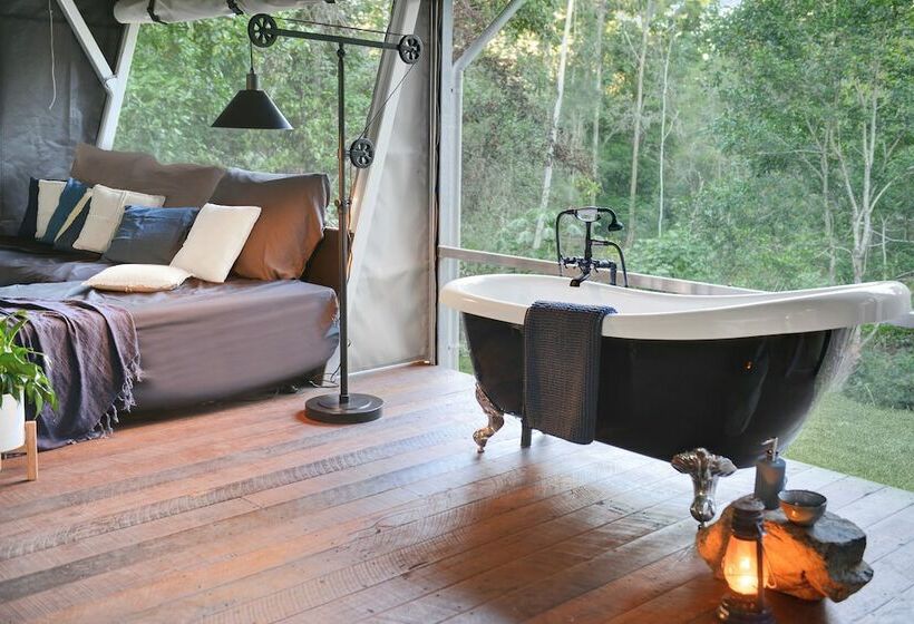 Deluxe Tent, Starry Nights Luxury Camping