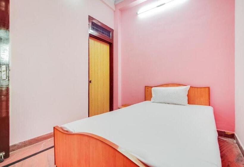 三人经典房间, Spot On 60818 Sheetal Guest House