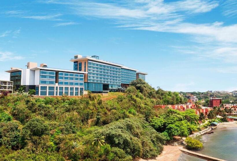 Номер Superior, Taj Cidade De Goa Horizon, Goa