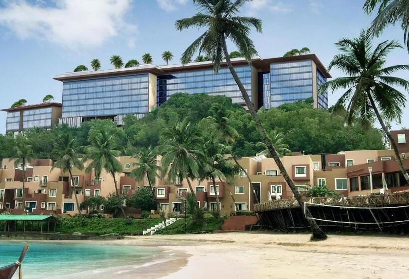 Номер Deluxe Вид на Море, Taj Cidade De Goa Horizon, Goa