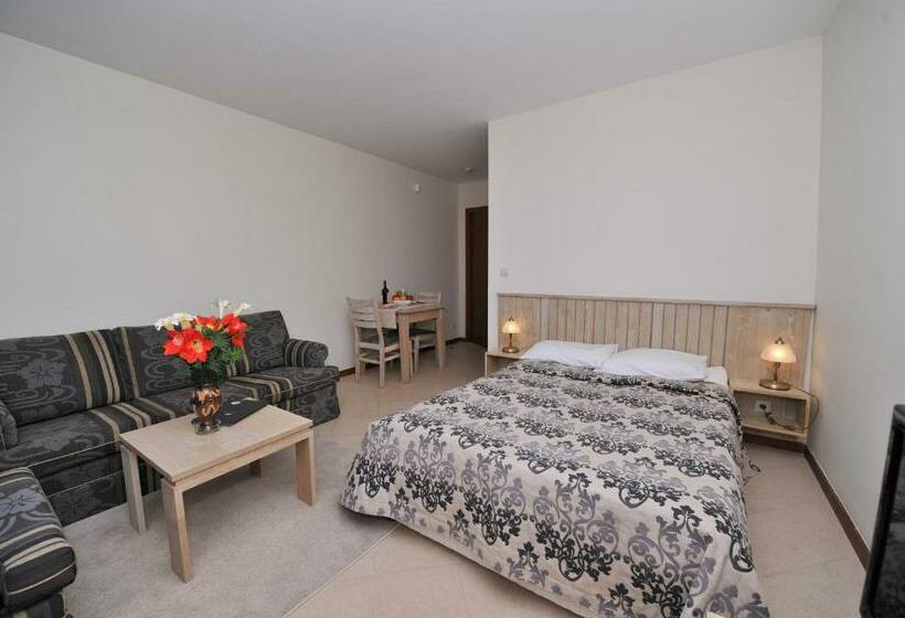 إستديو قياسى مزود بشرفة, Pirin Golf & Country Club Apartment Complex