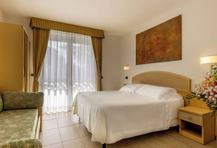 اتاق سوپریور سه تخته, Acapulco