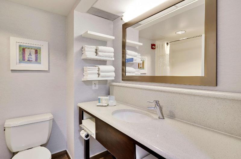 Люкс Кровать Кинг, Hampton Inn Alexandriaold Town/king St. Metro