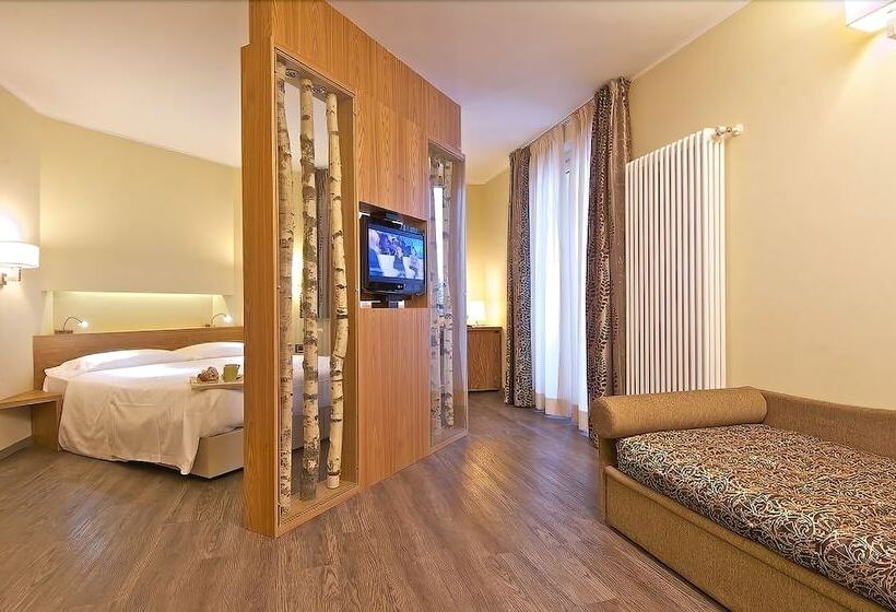 Люкс, Harmony Suite