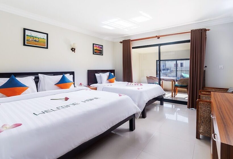 家庭间, Ratana Angkor