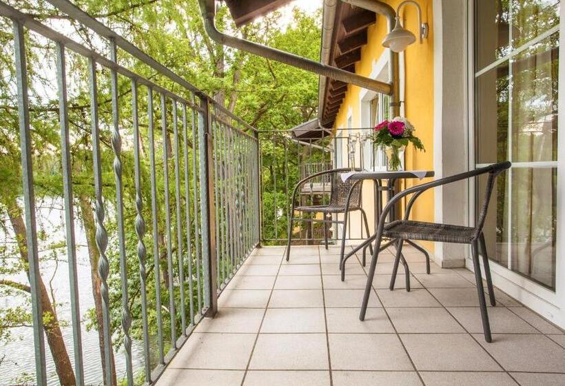Номер Стандарт с Балконом, Waldsee Hotel Am Wirchensee