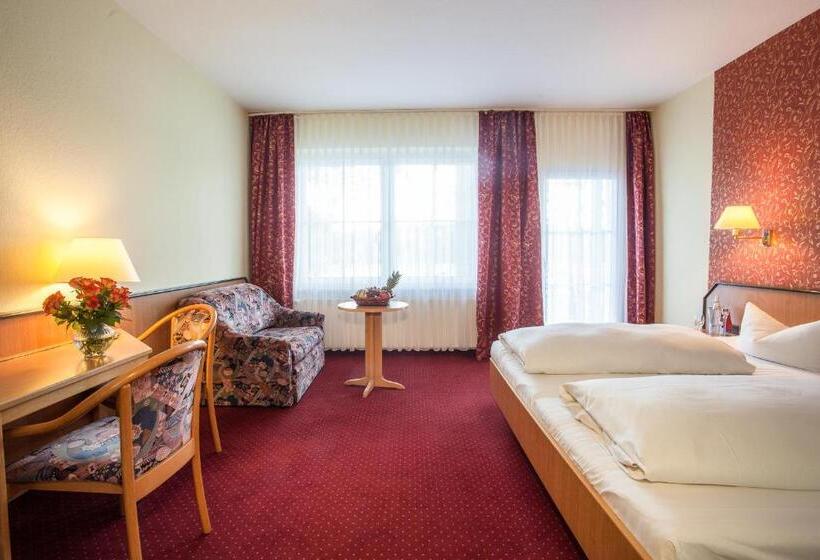 Номер Стандарт с Балконом, Waldsee Hotel Am Wirchensee