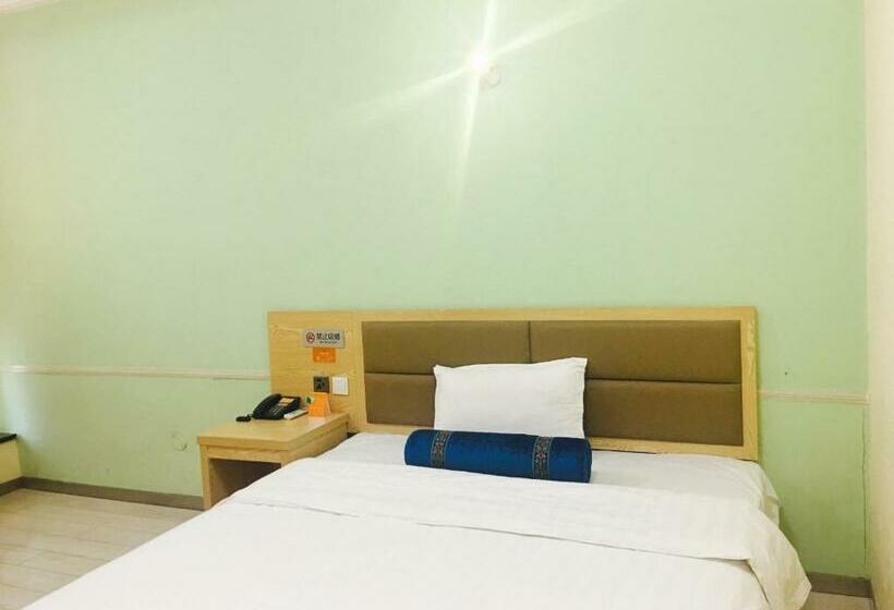 Номер Комфорт, 7days Inn Harbin Railway Station Zhanqian Square