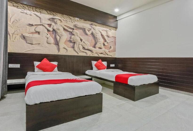 Номер Стандарт, O Siddhivinayak Grand