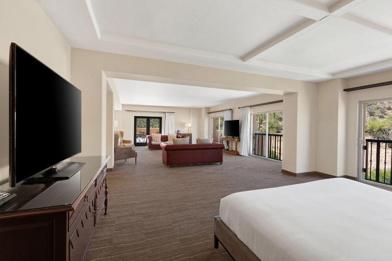 מיטת קינג בסוויטה, Jw Marriott Tucson Starr Pass Resort